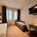호텔 Leonessa 3*
