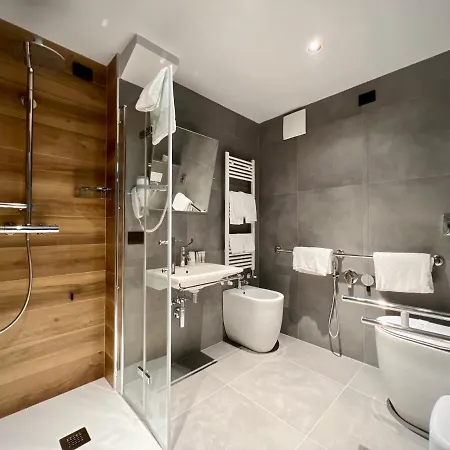 Szálloda Leonessa 3*