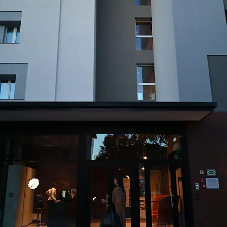 Leonessa 3* ברשה