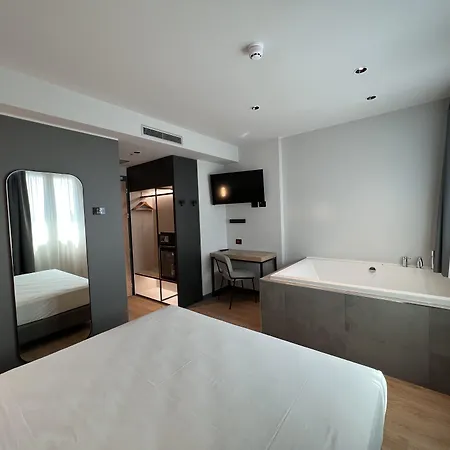 Leonessa Hotel 3*